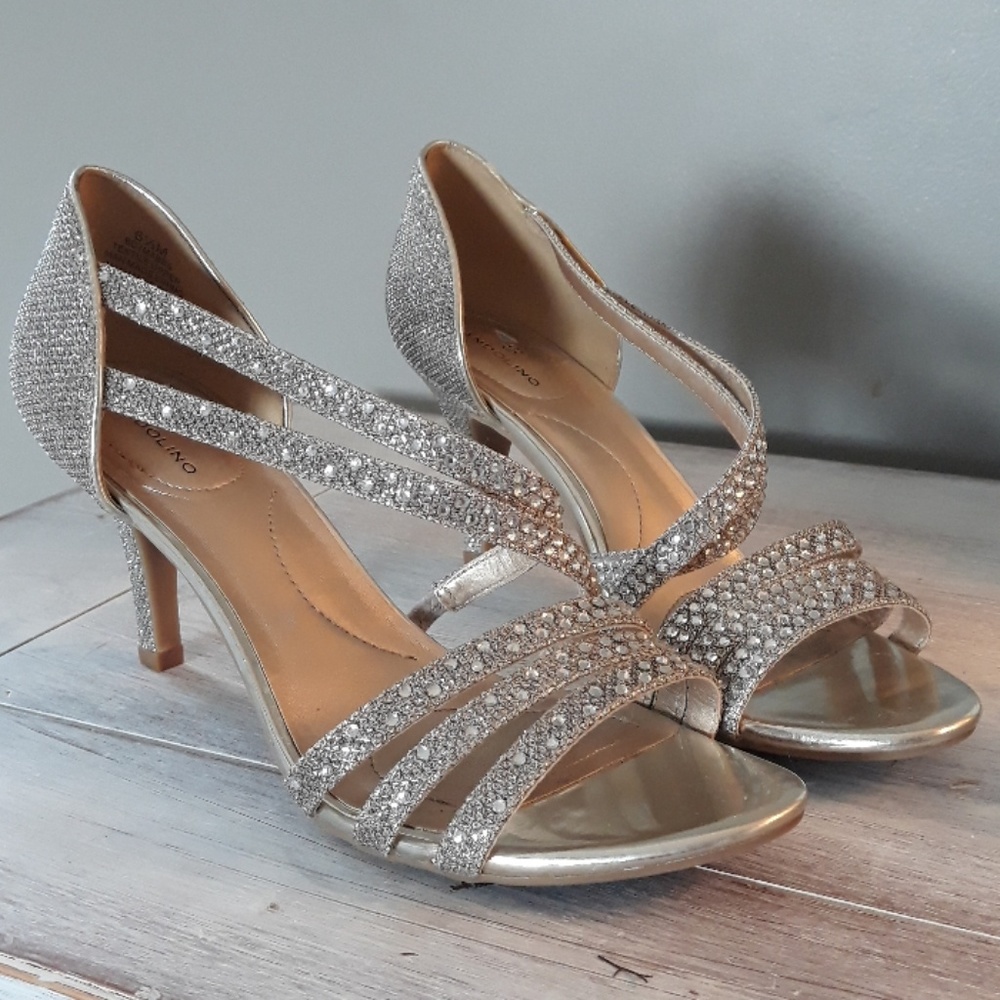 Glitzy, Glamorous and Compliment magnet!